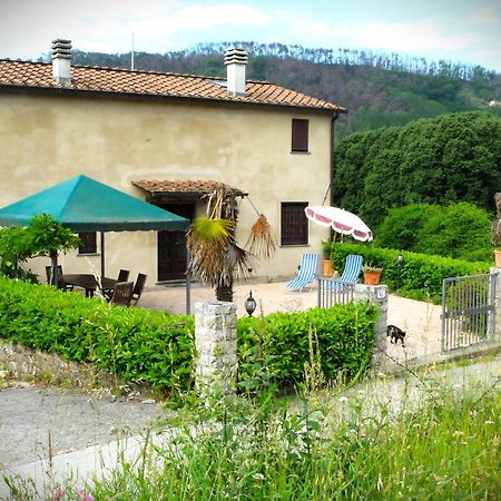 La Cheta Villa Monsagrati ภายนอก รูปภาพ