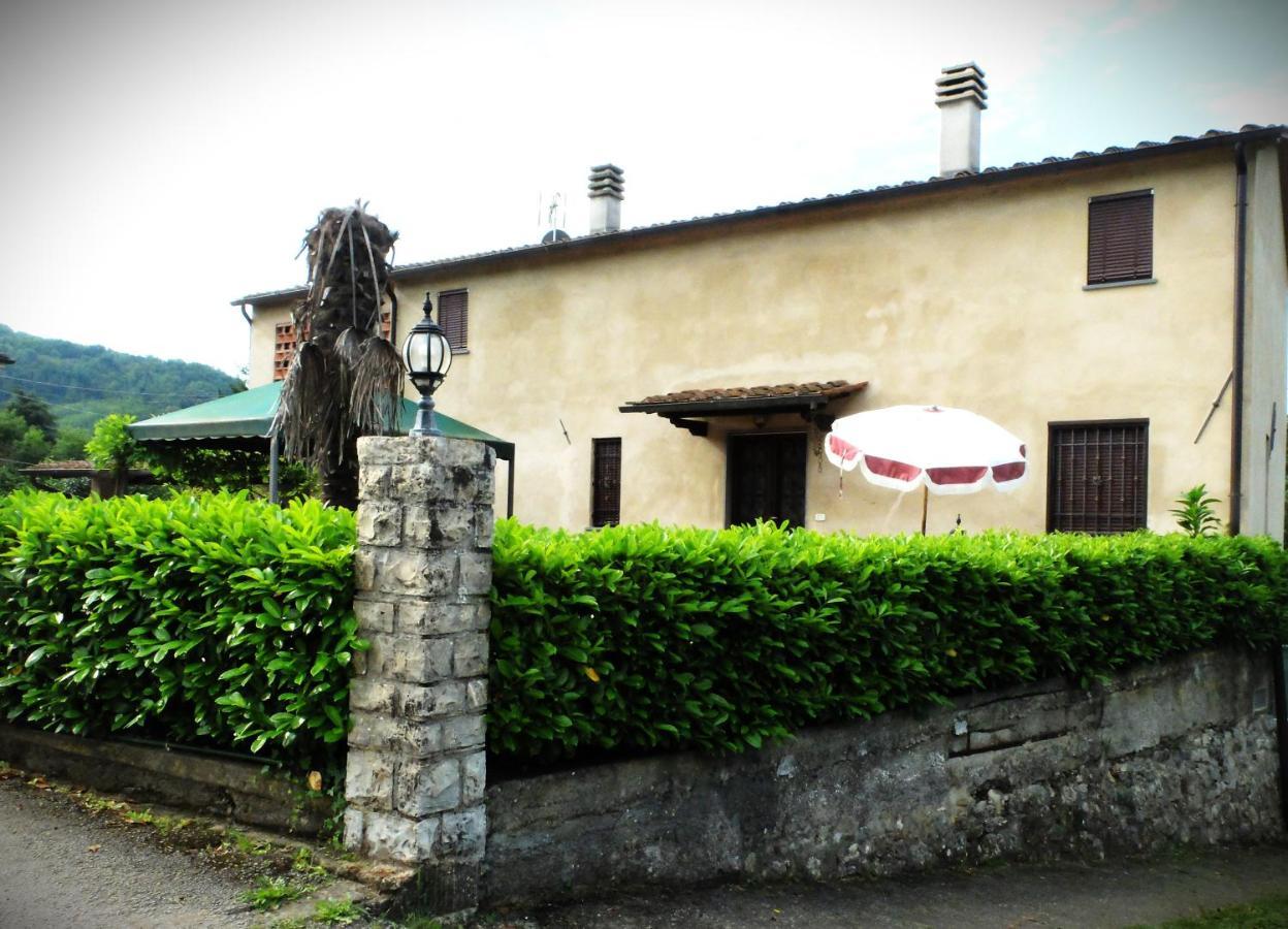 La Cheta Villa Monsagrati ภายนอก รูปภาพ